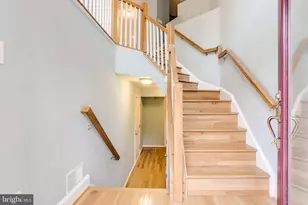 11472 Waterhaven Ct, Reston, VA 20190 - Photo 4