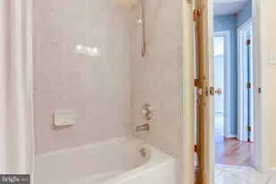 11472 Waterhaven Ct, Reston, VA 20190 - Photo 32