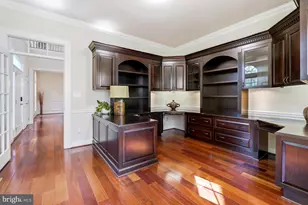 2321 Grove Ave, Falls Church, VA 22046 - Photo 6