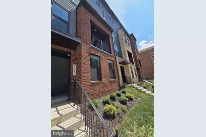4540 Dandelion Loop #196, Chantilly, VA 20151 - Photo 2