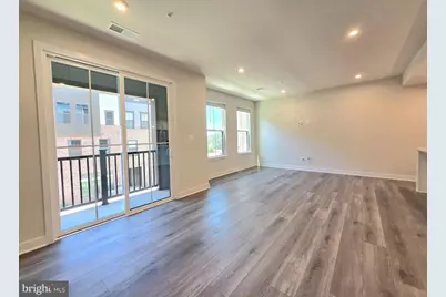 4540 Dandelion Loop #196, Chantilly, VA 20151 - Photo 18