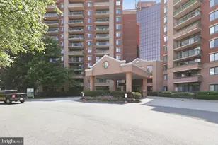 2230 George C Marshall Dr, Falls Church, VA 22043 - Photo 2