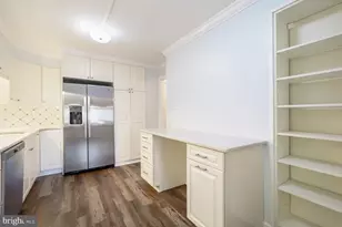 5901 Mt Eagle Dr, Alexandria, VA 22303 - Photo 16