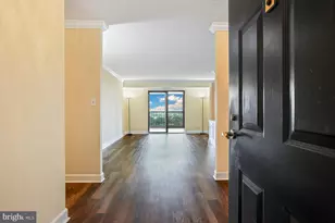 5901 Mt Eagle Dr, Alexandria, VA 22303 - Photo 2