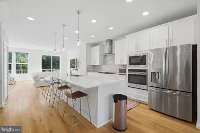 9228 Wood Violet Court, Fairfax, VA 22031 - Photo 10