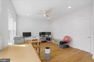 9228 Wood Violet Ct, Fairfax, VA 22031 - Photo 20