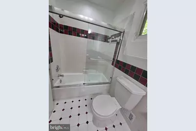 9929 Barnsbury Court, Fairfax, VA 22031 - Photo 18