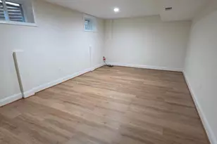 9929 Barnsbury Ct, Fairfax, VA 22031 - Photo 24