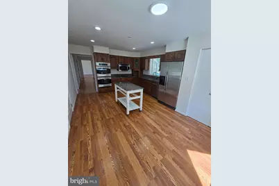 9929 Barnsbury Court, Fairfax, VA 22031 - Photo 2