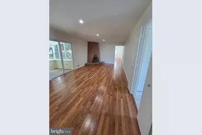 9929 Barnsbury Court, Fairfax, VA 22031 - Photo 6
