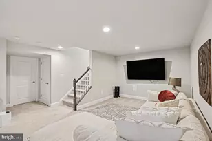 9203-A Forest Haven Dr, Alexandria, VA 22309 - Photo 26