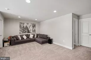 9203-A Forest Haven Dr, Alexandria, VA 22309 - Photo 24