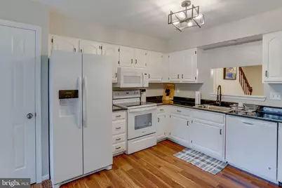 3700 Roxbury Lane, Alexandria, VA 22309 - Photo 12