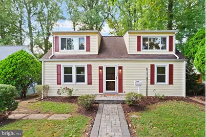 6909 Custis Parkway, Falls Church, VA 22042 - Photo 1