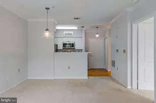 12913 Alton Square, Herndon, VA 20170 - Photo 4
