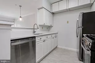 12913 Alton Square, Herndon, VA 20170 - Photo 16