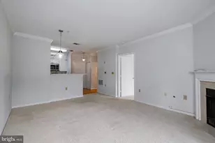 12913 Alton Square, Herndon, VA 20170 - Photo 10