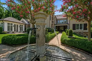 9698 Mill Ridge Ln, Great Falls, VA 22066 - Photo 6