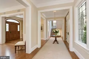 9698 Mill Ridge Ln, Great Falls, VA 22066 - Photo 12