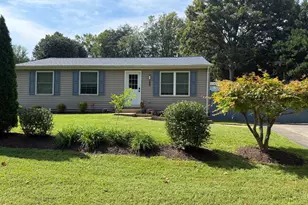 5364 Laura Belle Ln, Fairfax, VA 22032 - Photo 1