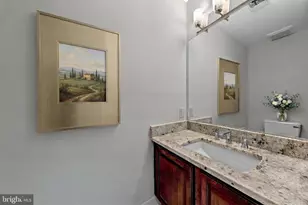 6008 Kelsey Ct, Falls Church, VA 22044 - Photo 14