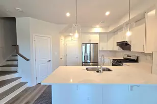 4528 Dandelion Loop, Chantilly, VA 20151 - Photo 8