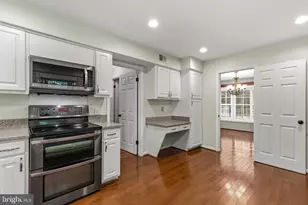 11800 Grey Birch Pl, Reston, VA 20191 - Photo 12