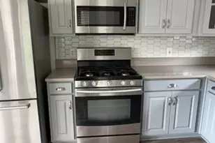 6541 Grange Ln, Alexandria, VA 22315 - Photo 2