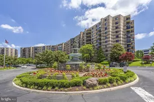 8370 Greensboro Dr, McLean, VA 22102 - Photo 4