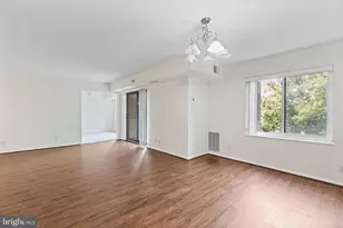 8370 Greensboro Dr, McLean, VA 22102 - Photo 30