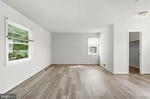 2998 Steven Martin Dr, Fairfax, VA 22031 - Photo 10