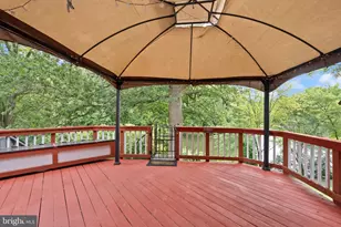 9507 Burdett Rd, Burke, VA 22015 - Photo 38