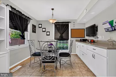 7026 Leebrad Street, Springfield, VA 22151 - Photo 16