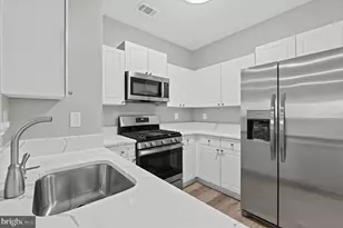 11320 Aristotle Dr, Fairfax, VA 22030 - Photo 18