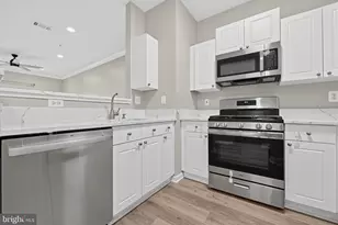 11320 Aristotle Dr, Fairfax, VA 22030 - Photo 16