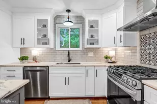 5211 Ellington Ct, Fairfax, VA 22032 - Photo 10