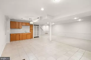 3728 Prince William Dr, Fairfax, VA 22031 - Photo 52