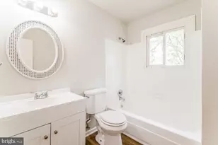 662 Herndon Pkwy, Herndon, VA 20170 - Photo 22