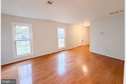 662 Herndon Parkway, Herndon, VA 20170 - Photo 6