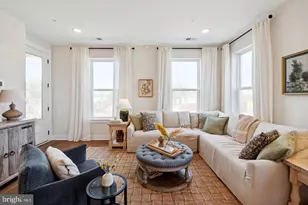 4824 Bauhaus Sq, Chantilly, VA 20151 - Photo 4