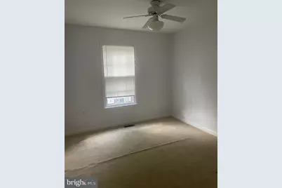 5405 New London Park Drive, Fairfax, VA 22032 - Photo 12