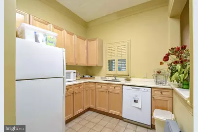 1855 Stratford Park Place #215, Reston, VA 20190 - Photo 2