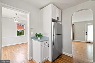 6106 Clearbrook Dr, Springfield, VA 22150 - Photo 10