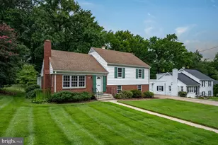 1308 Wake Forest Dr, Alexandria, VA 22307 - Photo 2
