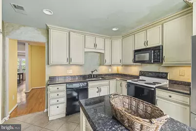 9019 Golden Leaf Court, Springfield, VA 22153 - Photo 8