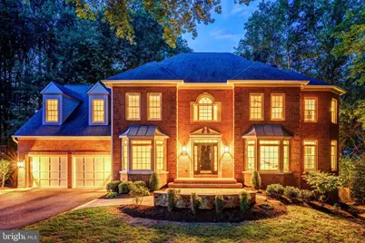 11183 Longwood Grove Drive, Reston, VA 20194 - Photo 4