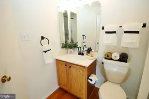 7522 Snowpea Ct, Alexandria, VA 22306 - Photo 18