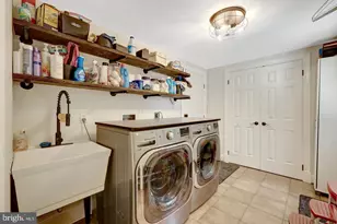 7845 Old Dominion Dr, McLean, VA 22102 - Photo 38