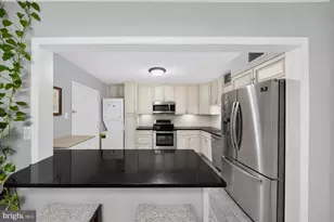 1800 Old Meadow Rd, McLean, VA 22102 - Photo 14