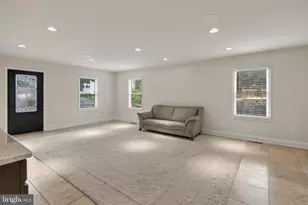 7705 Magarity Rd, Falls Church, VA 22043 - Photo 18